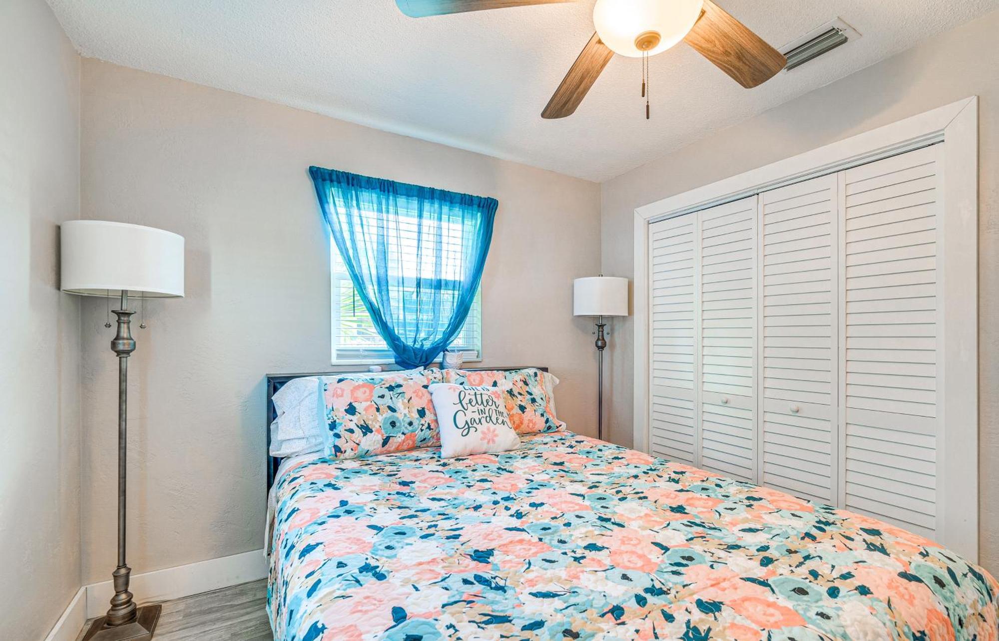 Crystal River Getaway With Dock, Kayaks And Bicycles! Bagian luar foto